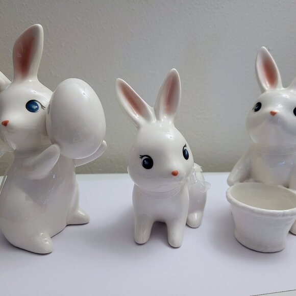 Target Set of 3 Easter Ceramic Bunnies. - Picture 1 of 5